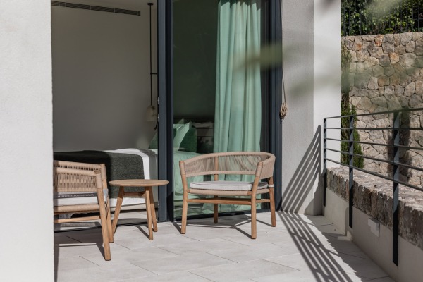 Elegant new-build apartment with private pool in Cala Mayor image 12