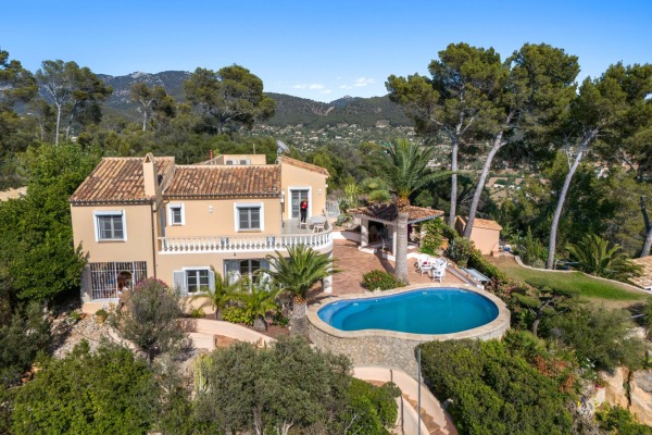 Villa with stunning views of the harbor and the sea in Port Andratx image 3