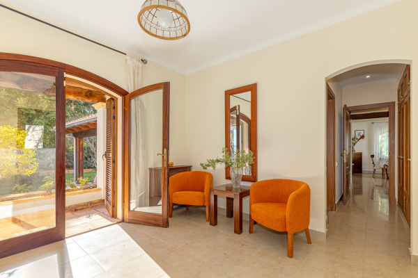 Mediterranean villa with a beautiful garden and plenty of privacy in Palmanova image 10