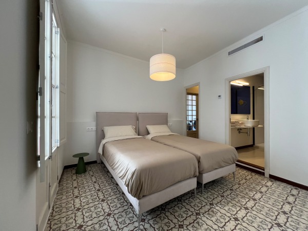 Historic townhouse for sale in Felanitx with license for holiday rental image 9