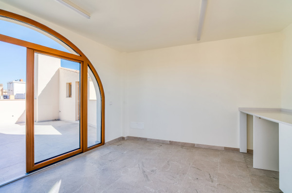 Luxurious duplex penthouse in a historic building in the old town of Palma image 11