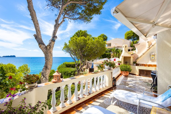 Exclusive apartment with stunning views right by the sea in Costa de la Calma image 3