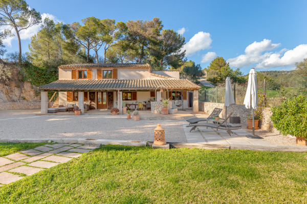 Charming finca with pool close to the village of Calvia image 3