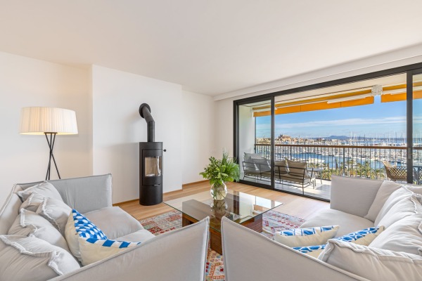 Exclusive apartment on the Paseo Marítimo, opposite Palma's marina image 4