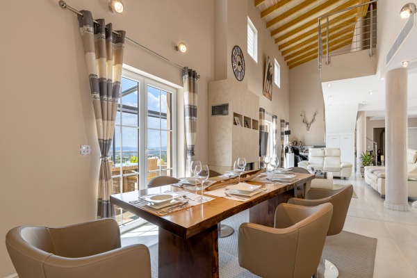Exclusive finca property with fantastic panoramic views near Son Macia image 5