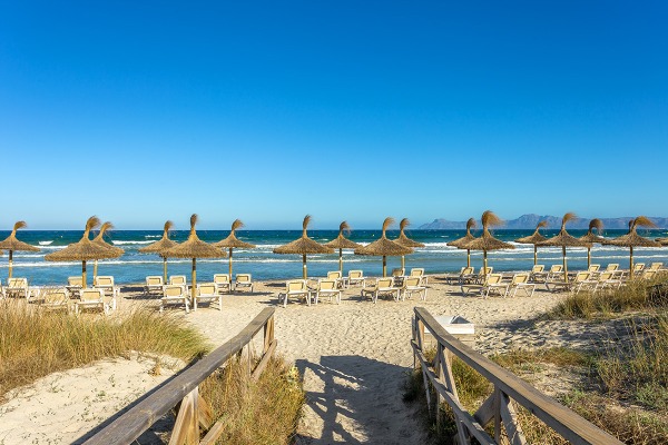 Modern seafront garden apartment in Puerto Pollensa image 7