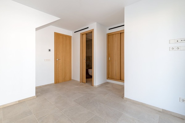 New-build penthouse with fantastic roof terrace including pool image 12