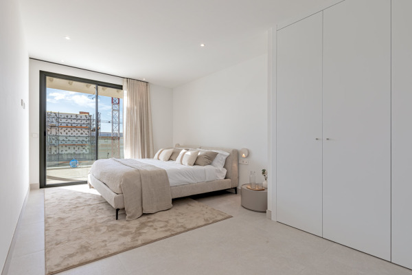 Modern new-build penthouse in exclusive residential complex in Sa Rapita image 4