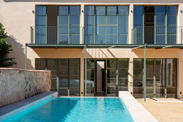 Modern new-build townhouse with large pool in Llubi image 3