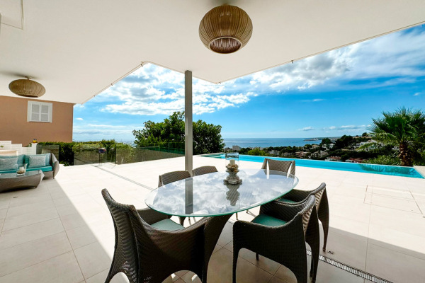 Minimalist sea view villa above the exclusive harbor of Puerto Portals image 3
