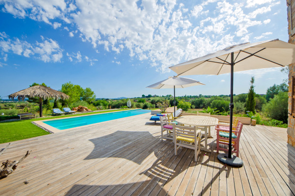 Mediterranean finca with stunning views in San Lorenzo de Cardessar image 4