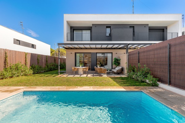 Newly built semi-detached house with private pool in Puig de Ros image 3