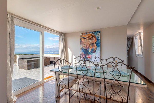 Penthouse with breathtaking views of the sea and the bay of Palma image 2