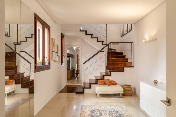 High-quality refurbished luxury apartment in the heart of Palma's old town image 5