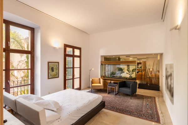 High-quality refurbished luxury apartment in the heart of Palma's old town image 7