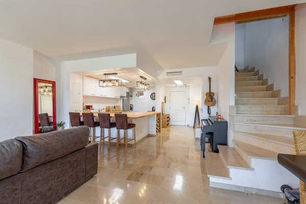 Duplex apartment with private garden in a golf complex in Nova Santa Ponsa image 6