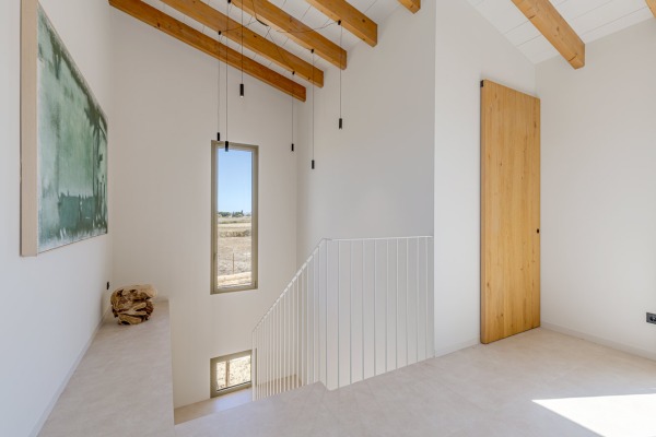 New-build finca in traditional Mallorcan style in the heart of the island image 8