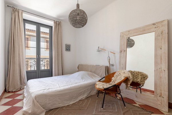 Stylish townhouse with small garden in Felanitx image 10