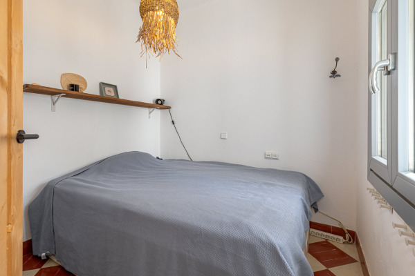 Stylish townhouse with small garden in Felanitx image 12