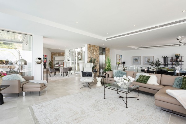 Exclusive sea view villa in an elevated hillside location above Santa Ponsa image 6