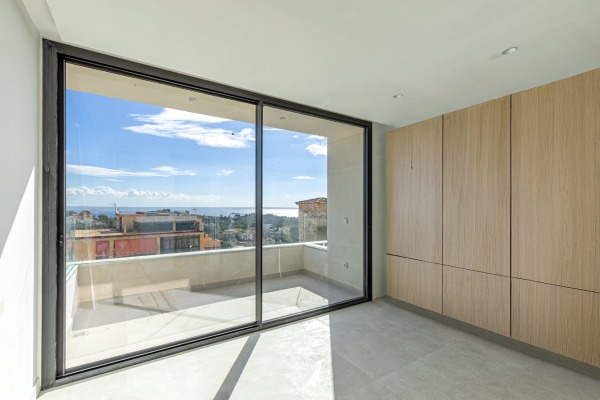 Newly built terraced house with sea view in Genova image 7