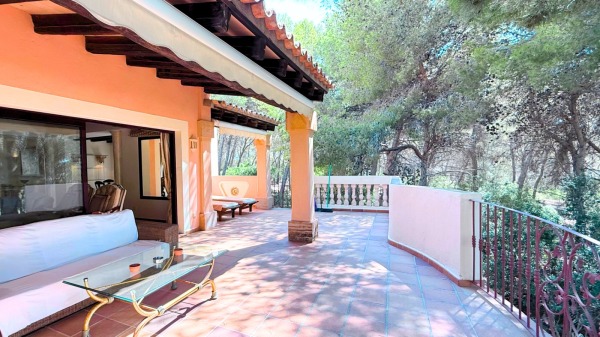 Well-kept apartment in Mediterranean residence on the golf course in Santa Ponsa image 5