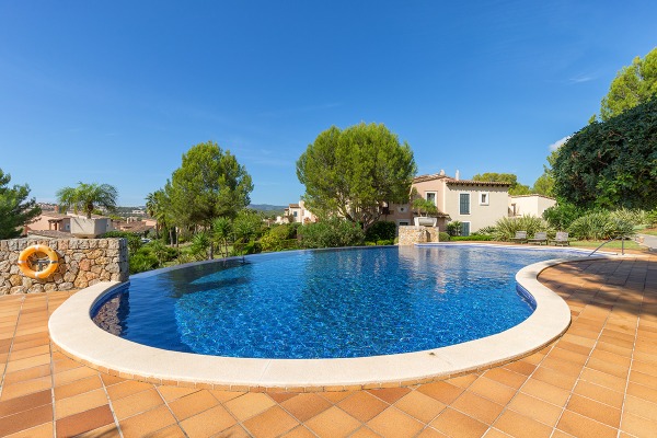 Well-kept apartment in Mediterranean residence on the golf course in Santa Ponsa image 11
