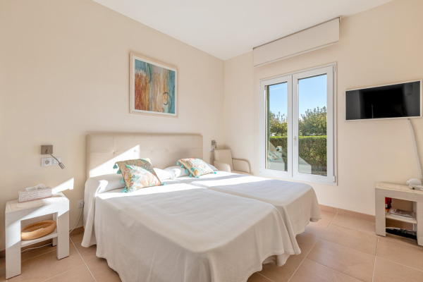 Well-kept garden apartment in a beautiful residence in Sa Rapita image 7