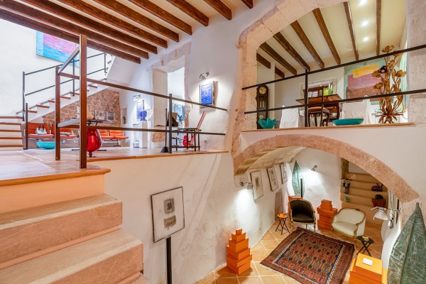 Completely renovated, historic townhouse with pool in Felanitx image 2