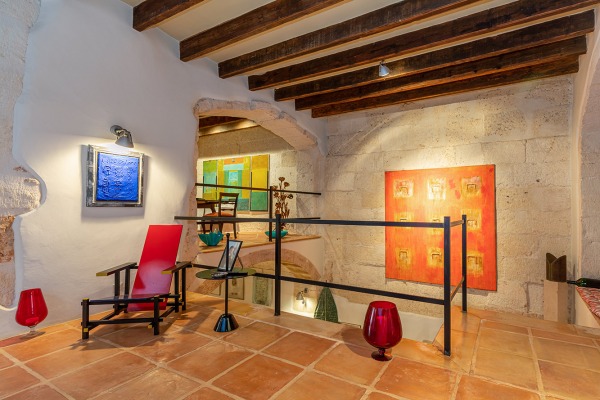 Completely renovated, historic townhouse with pool in Felanitx image 7