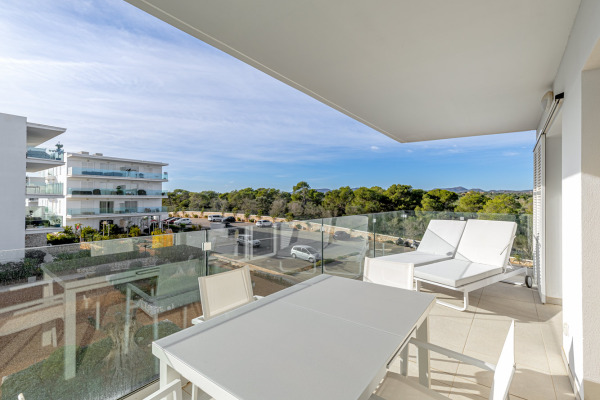 Modern apartment close to the natural harbor of Cala d'Or image 3