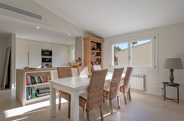 Modernised villa with pool in quiet residential area of Costa de la Calma image 6