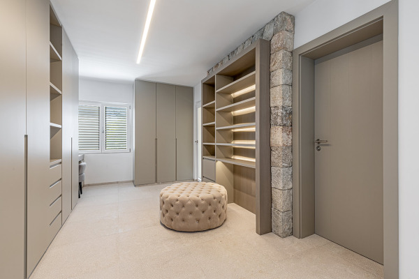 Modern renovated villa with sea views in Sol de Mallorca image 11