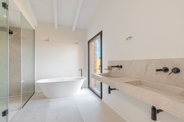 Exclusive new finca with pool in the southeast of Mallorca near Sa Rapita image 9
