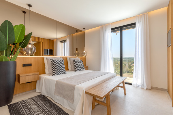 Modern new development with exclusive apartments in a central location image 7