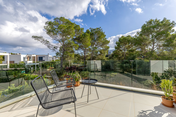 Modern, as-new villa in Cala Murada on the east coast of Mallorca image 10