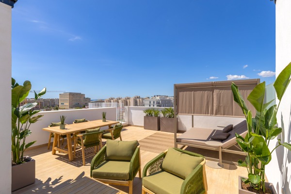 Penthouse with sea views in a sought-after new-build development near Portixol image 10