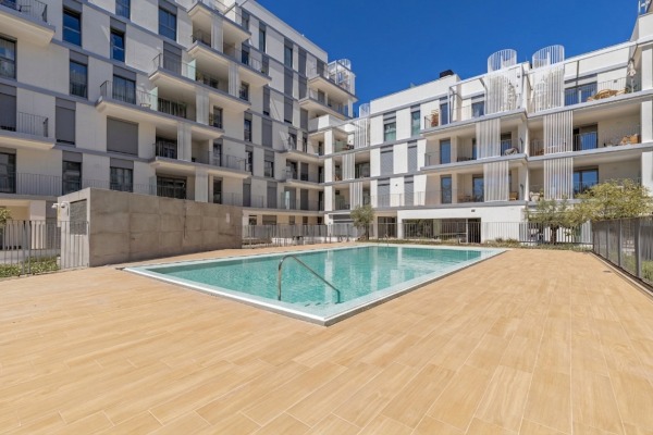 New sea-view penthouse in a new-build development behind Portixol image 2