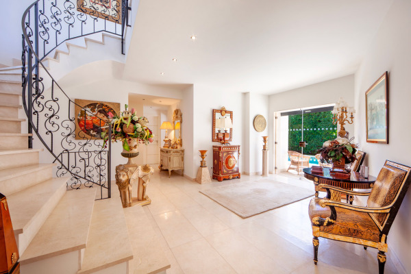 Mediterranean villa near the marina in the centre of Port Andratx image 4