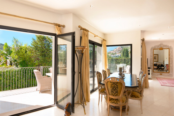 Mediterranean villa near the marina in the centre of Port Andratx image 6