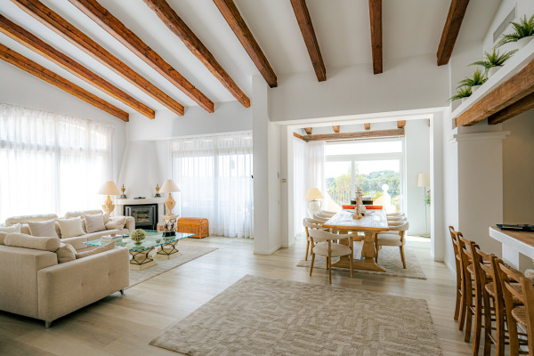 Mediterranean villa in an elevated position on the golf course in Bendinat image 3