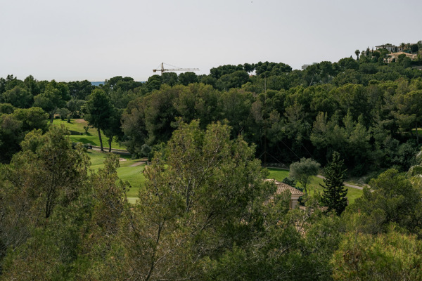 Mediterranean villa in an elevated position on the golf course in Bendinat image 5