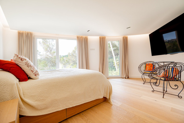 Mediterranean villa in an elevated position on the golf course in Bendinat image 10