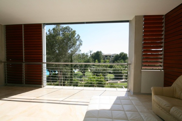 Spacious apartment in modern residential complex on the Bendinat golf course image 3