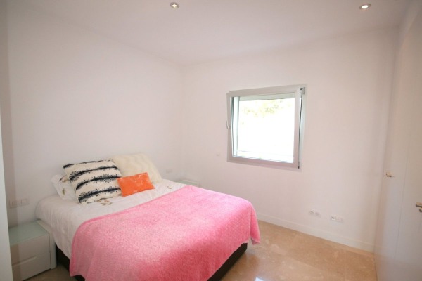 Spacious apartment in modern residential complex on the Bendinat golf course image 7