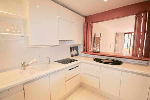 Well-kept apartment surrounded by greenery in Nova Santa Ponsa image 2