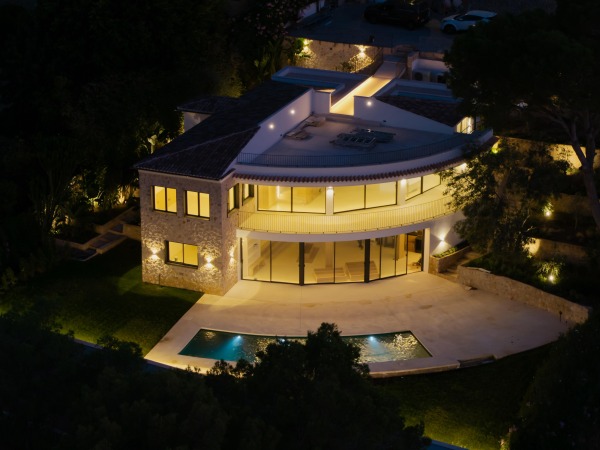 Completely renovated villa with stunning views in Rotes Velles-Santa Ponsa image 12