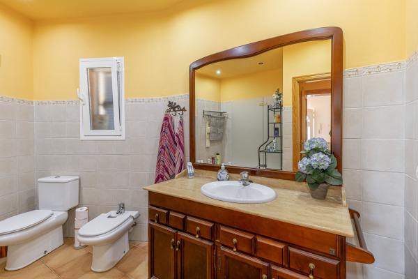 Mediterranean house with holiday rental license and pool in Cala Pi image 9