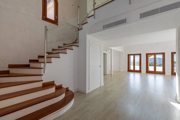 Stately newly built villa with stunning sea views in Camp de Mar image 5