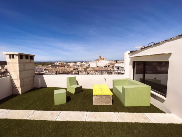 Renovated townhouse with 2 residential units and ETV license for 8 people image 7